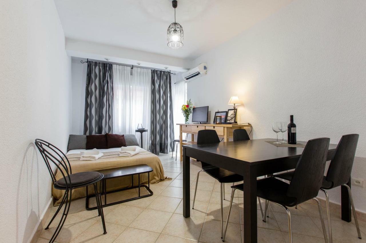3 Habitaciones Apartamento Temporada Lucero 3 Habitaciones مدريد المظهر الخارجي الصورة