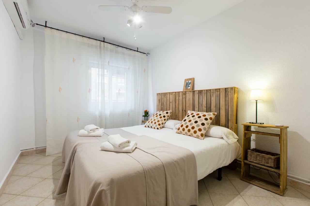 3 Habitaciones Apartamento Temporada Lucero 3 Habitaciones مدريد المظهر الخارجي الصورة