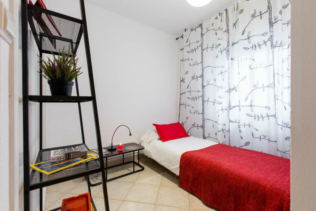 3 Habitaciones Apartamento Temporada Lucero 3 Habitaciones مدريد المظهر الخارجي الصورة
